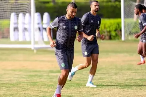 "الأهلي أعظم نادي في الكون".. باسم علي يعلن اعتزاله كرة القدم